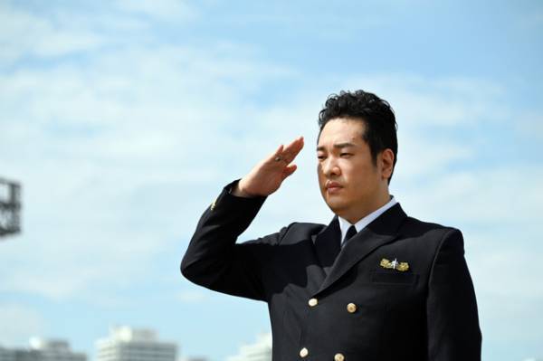 ドラマ「DCU」6人目のダイバーに岡崎体育、17キロ減量＆短髪で挑む