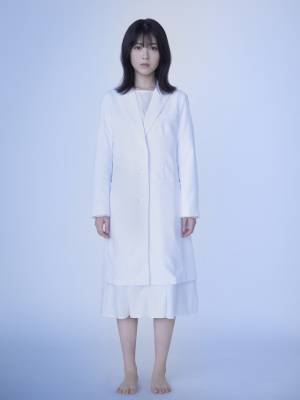 浜辺美波、初の医療ドラマで主演！「ドクターホワイト」フジ月10で放送