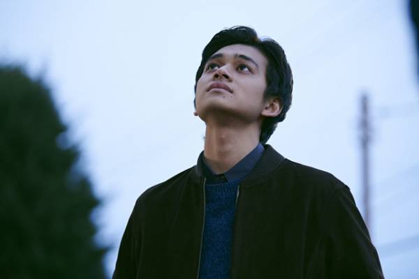 北村匠海「僕の ''本物の青春 ''と重なる」『明け方の若者たち』“マジックアワー”のような場面写真