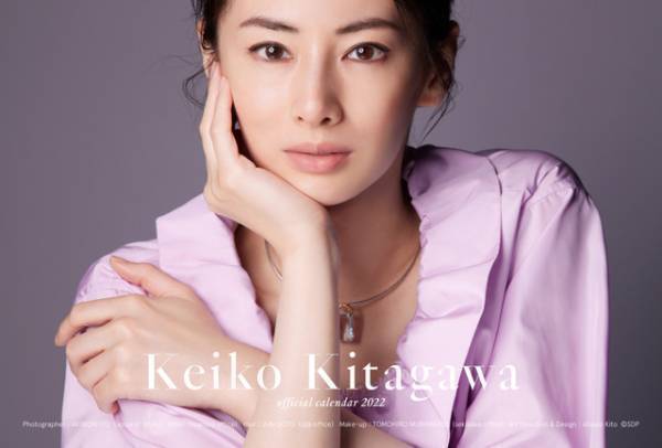 北川景子、2022年カレンダー発売！ 表紙ビジュアル到着