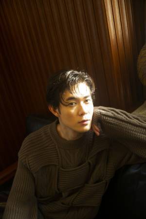 宮沢氷魚、2022年版日めくりカレンダー発売　お気に入りカットも到着