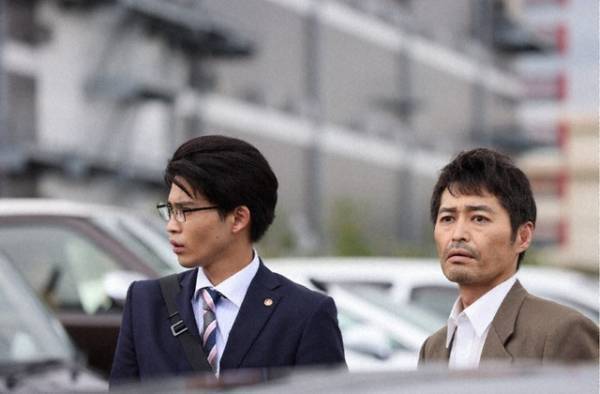 「らせんの迷宮」4話　田中圭“神保”の激甘ドリンクに「シリーズ化してほしい」、安田顕“安堂”のくしゃみにも反響多数