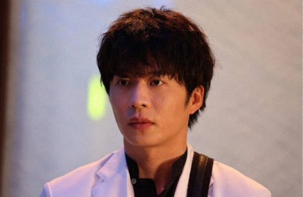 「らせんの迷宮」4話　田中圭“神保”の激甘ドリンクに「シリーズ化してほしい」、安田顕“安堂”のくしゃみにも反響多数