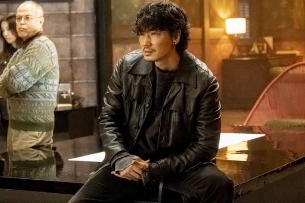 「アバランチ」4話　「1秒後にすっと表情消える」綾野剛の演技に絶賛、田島亮“遠山”には共感も