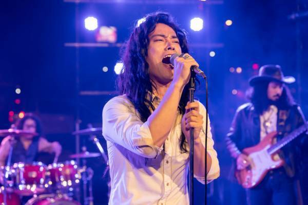 ORANGE RANGEが主題歌を担当！桐谷健太主演『ミラクルシティコザ』予告編