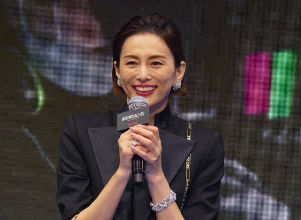 米倉涼子、演技プラン「ぶち壊された」と告白！ 綾野剛は「ベスト3に入る精神的につらい役」