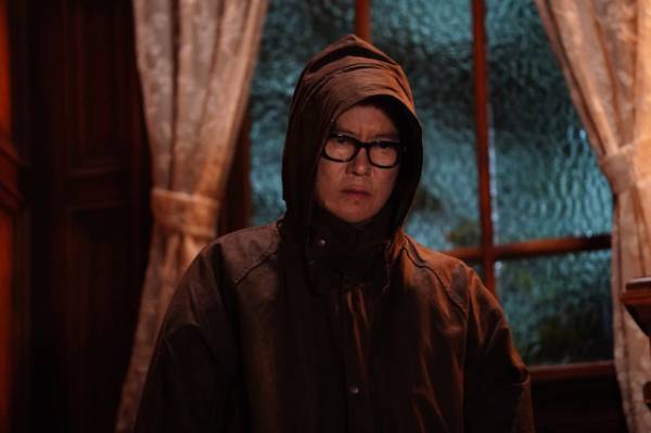 豊川悦司演じる工学者がもう一人の“僕”を作る目的とは？『弟とアンドロイドと僕』スリラー色満載の予告編