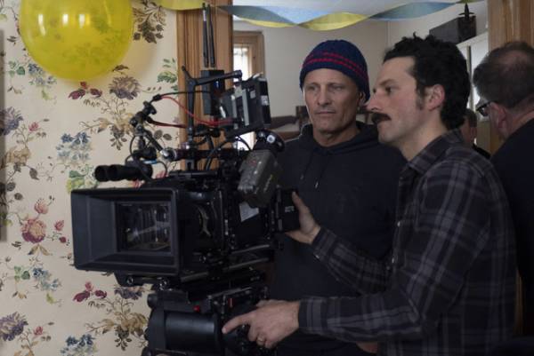 ヴィゴ・モーテンセン「受け入れること、そして許すこと」を描いた 初監督作『フォーリング 50年間の想い出』