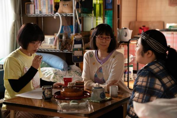 悪夢に悩まされる安藤玉恵“ミホ”の独特な解決策とは？「阿佐ヶ谷姉妹ののほほんふたり暮らし」第2回放送