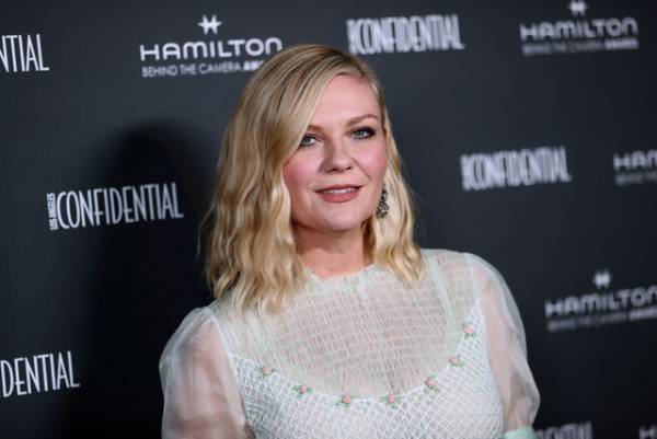 キルスティン・ダンスト、『スパイダーマン』トビー・マグワイアとのギャラの差は「あまりにもすごかった」