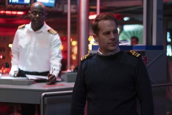 女性刑事が潜水艦内の事件に挑む大ヒット英ドラマ「原潜ヴィジル 水面下の陰謀」配信