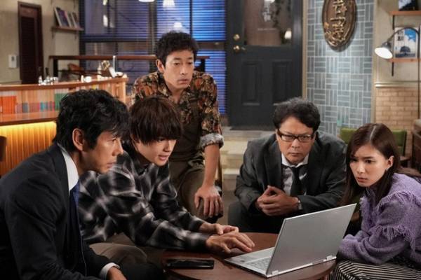 「真犯人フラグ」6話　桜井ユキ“朋子”の奇行に「普通に別件で逮捕」などの感想殺到、衝撃映像にも疑惑の声