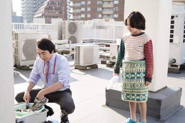 「二月の勝者」7話　誕生会の柳楽優弥“黒木”に「鬼かわいい」の声、カチューシャハット姿の加藤シゲアキ“灰谷”も話題に