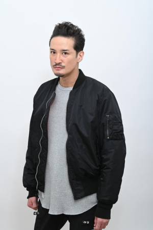 松岡昌宏、成田凌を追い詰める！ その訳とは…新土曜ドラマ「逃亡医F」