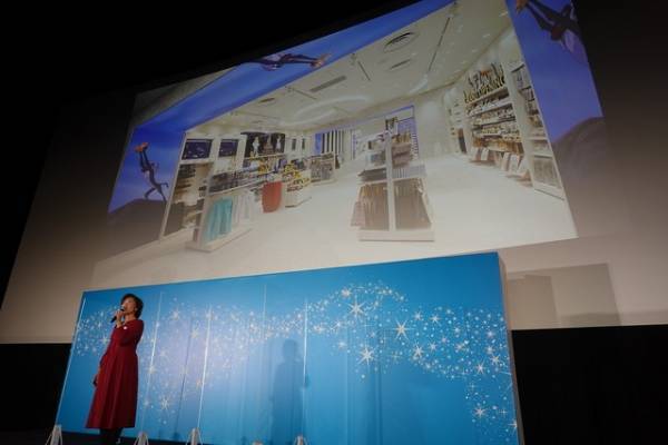 【ディズニー】書道家の武田双雲がディズニー愛を語る！日本最大のディズニーストア「ディズニーフラッグシップ東京」オープニングイベント