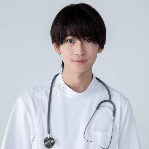 浜辺美波“白夜”が見つめる…高橋文哉も出演「ドクターホワイト」ポスター公開