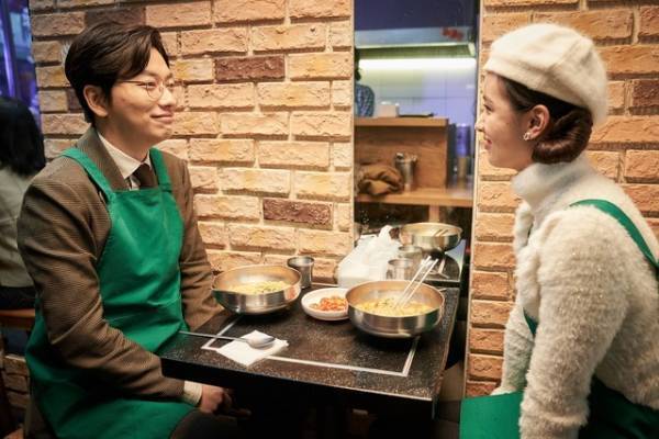 韓国版『ラブ・アクチュアリー』“4組のカップル”をキャスト＆監督が紹介『ニューイヤー・ブルース』