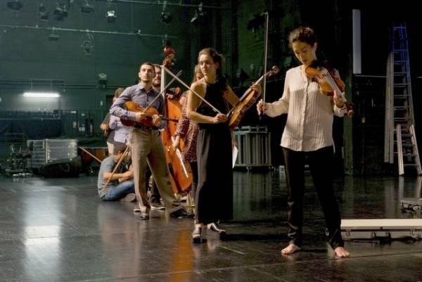 楽団員を決める目隠しオーディションとは？『クレッシェンド 音楽の架け橋』本編映像