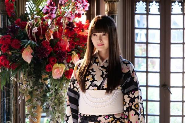 白石麻衣が謎の女性役で登場、菅田将暉主演「ミステリと言う勿れ」