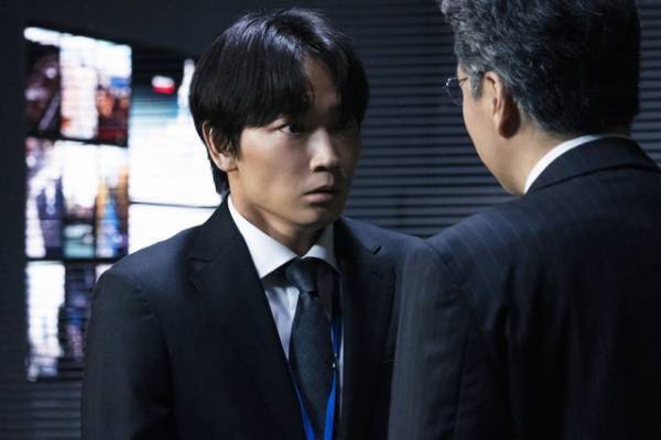 「新聞記者」藤井道人監督「すっごい肉体改造してくれた」米倉涼子＆綾野剛＆横浜流星らキャストを語るフィーチャレット映像