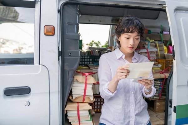 チョン・ウヒ「青春時代を一度きちんと演じてみたい」映画『雨あな』に共感した理由とは？