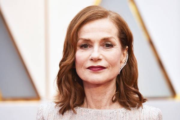 イザベル・ユペール、第72回ベルリン国際映画祭で金熊名誉賞を受賞へ