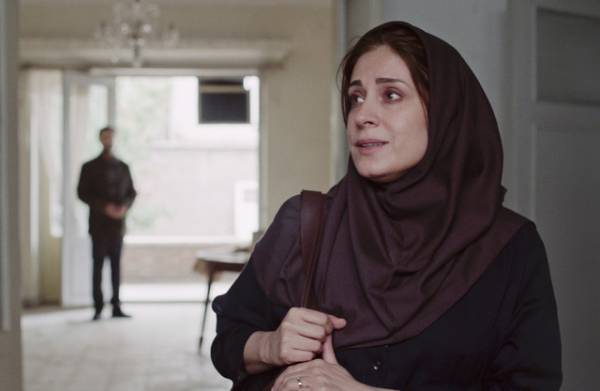 イランの女性気鋭監督が放つ衝撃の冤罪サスペンス『白い牛のバラッド』来年2月公開