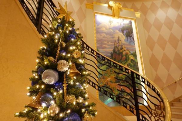 【ディズニー】イルミネーション＆ツリーにうっとり！ディズニーアンバサダーホテルの素敵なクリスマス