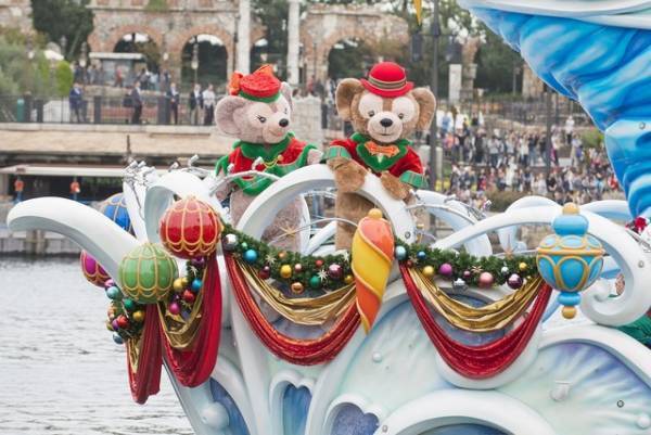 【ディズニー】20周年の東京ディズニーシー、過去のクリスマスイベント風景を公開