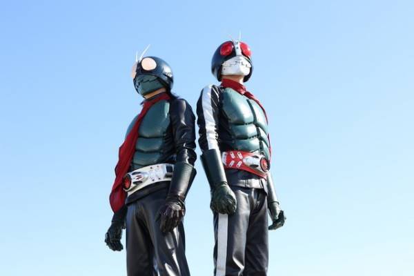 柄本佑が仮面ライダー第2号に！池松壮亮＆浜辺美波との3ショット解禁『シン・仮面ライダー』