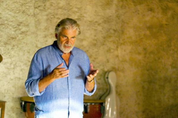 巨匠指揮者率いる紛争地のオーケストラの驚きの活動とは？『クレッシェンド　音楽の架け橋』場面写真解禁