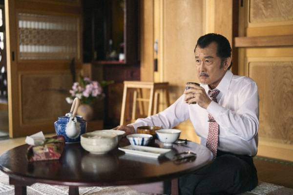 「おいハンサム!!」、“源太郎”吉田鋼太郎の演技に「吉田鋼太郎さん劇場」「昭和感が絶妙」の声、テンポとリズムの良い演出も高評価