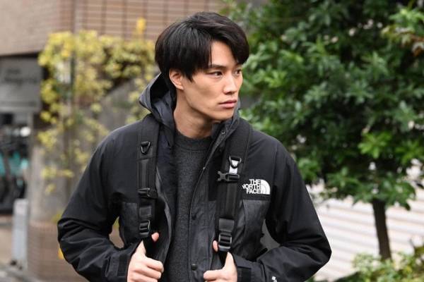 「ケイ×ヤク」犬飼貴丈“獅郎”の“唇拭い”に「えらい妖艶」「色気がやばい」の声、鈴木伸之との“身長差”にも多くの反応集まる