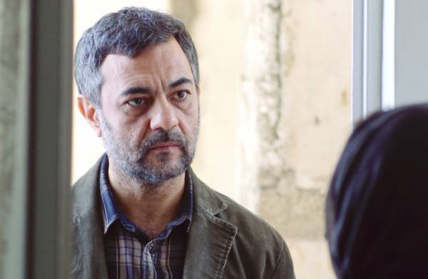 “ある秘密”により出会う2人、物語が動き出す『白い牛のバラッド』本編映像