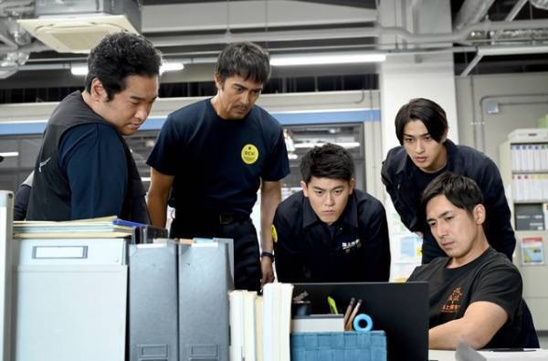 「DCU」1話　阿部寛“新名”湯舟からの登場に「始まり方がテルマエ」とSNS沸く、ラストシーンを“考察”する動きも