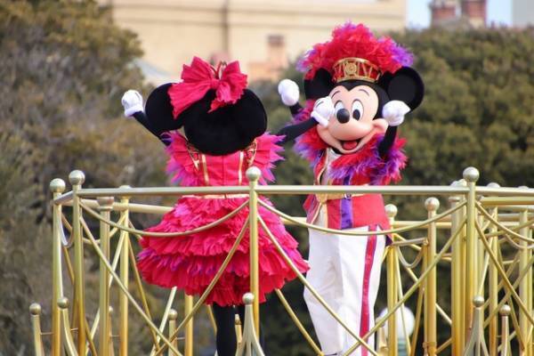 【ディズニー】“陽気なミニーマウス”がパークを盛り上げる！ミニーが主役のイベント「トータリー・ミニーマウス」プレビュー開催