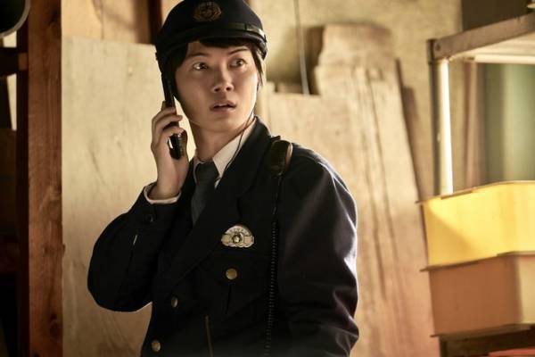 神木隆之介“新米刑事”を通して体感する極上の臨場感＆没入感『ノイズ』場面写真