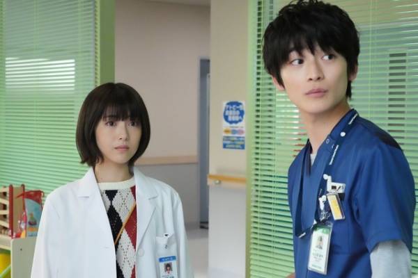 「ドクターホワイト」3話 白夜の素性と背景に「ますます謎が深まる」の声、毎熊克哉“勇気”にも「誰に追われているのか」などの反応続々