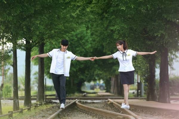 学生時代の初恋が最後の恋へ…キム・ドンジュン×キム・ジェギョン『最初の恋、最後の恋人』4月公開