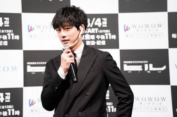 坂口健太郎、赤楚衛二は「本当にいいやられっぷり」社会派復讐サスペンス「ヒル」完成報告