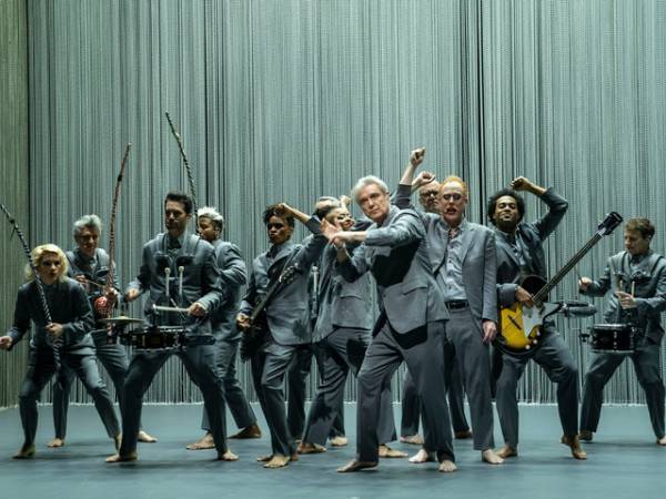 『アメリカン・ユートピア』再上映決定！デイヴィッド・バーン×スパイク・リーの対談映像付き