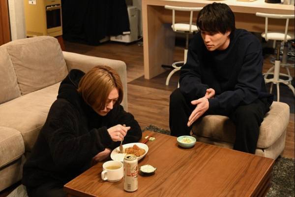 「ケイ×ヤク」6話 “野々村”眞島秀和の演技に「全然顔が違う」「最高のお芝居」と絶賛の声、一狼と獅郎の食事風景に幸せを感じる視聴者も