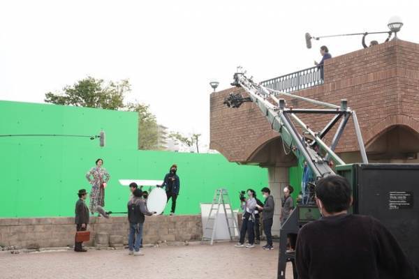 観客も騙されていた!? マルタ島はCGで表現 『コンフィデンスマンJP 英雄編』特別メイキング映像