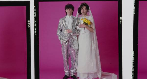 世界的アーティストらが“音楽界の異端児”への愛語る『スパークス・ブラザーズ』予告編