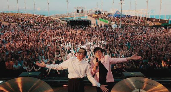 世界的アーティストらが“音楽界の異端児”への愛語る『スパークス・ブラザーズ』予告編