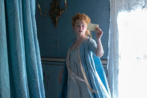 【インタビュー】ピーター・ディンクレイジ、『シラノ』が今の時代に伝えるメッセージ「隠れず、恐れず、想いを伝える」