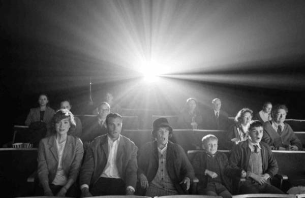 ジェイミー・ドーナンが語る役作りと故郷への思い『ベルファスト』インタビュー映像