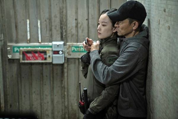 総製作費44億円も納得のスケール感！『バーニング・ダウン 爆発都市』大迫力の予告編