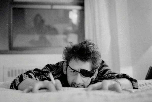 ジョニー・デップ製作、パンクバンド「ザ・ポーグズ」シェイン・マガウアンを追うドキュメンタリー公開