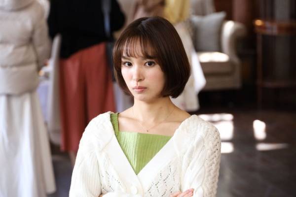 関水渚、綾瀬はるか主演「元彼の遺言状」に出演 負けん気が強い役でも「繊細な心の持ち主」